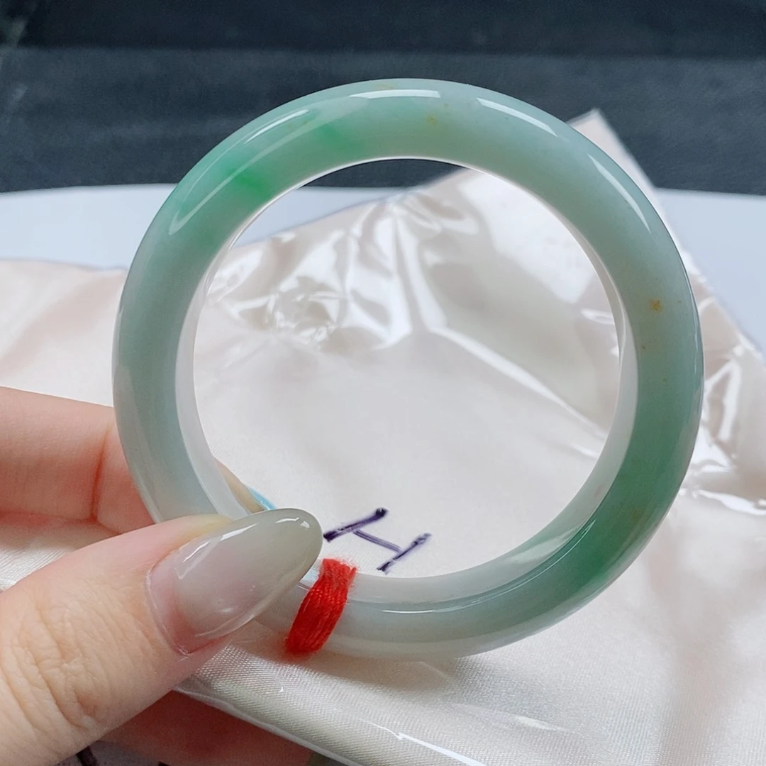 【闪购商品】未镶嵌手镯翡翠423号