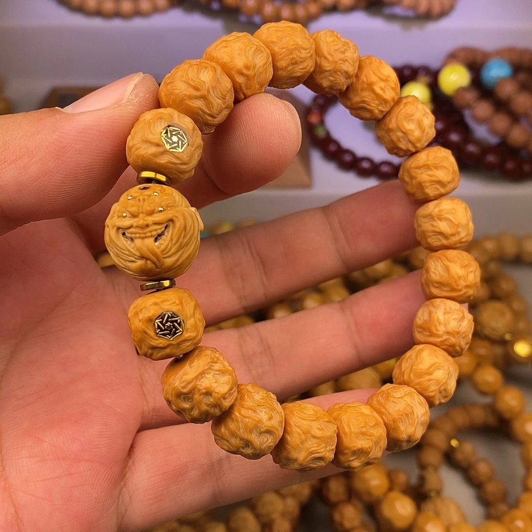 大***爸吊坠猴头核桃全品游龙舔僧