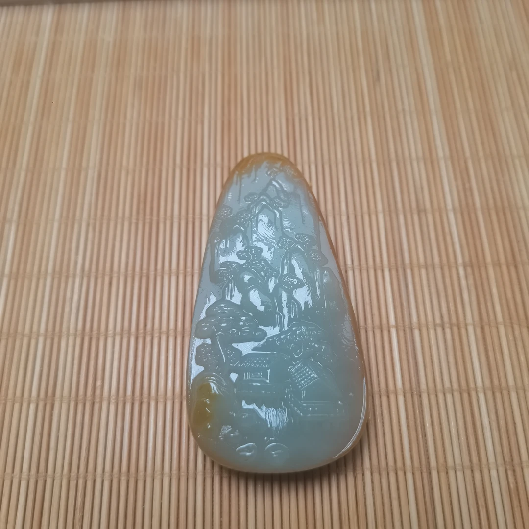 新疆和田玉山水意境62克
