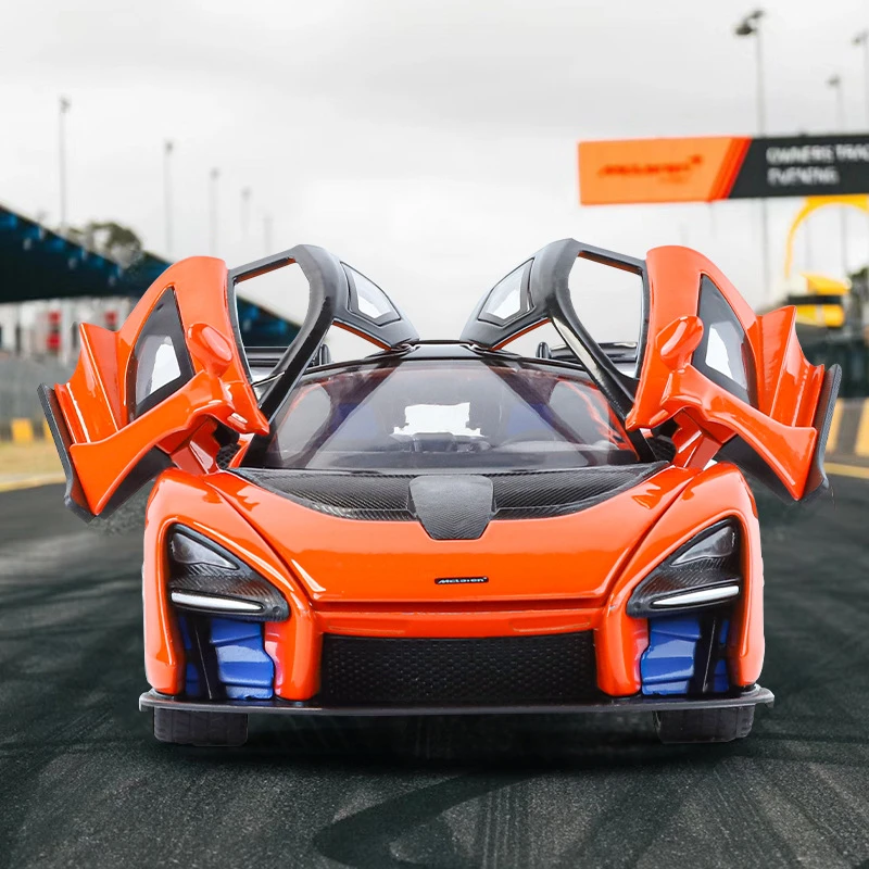 盒装1:24 迈凯伦塞纳仿真合金跑车模型声光回力玩具摆件展示