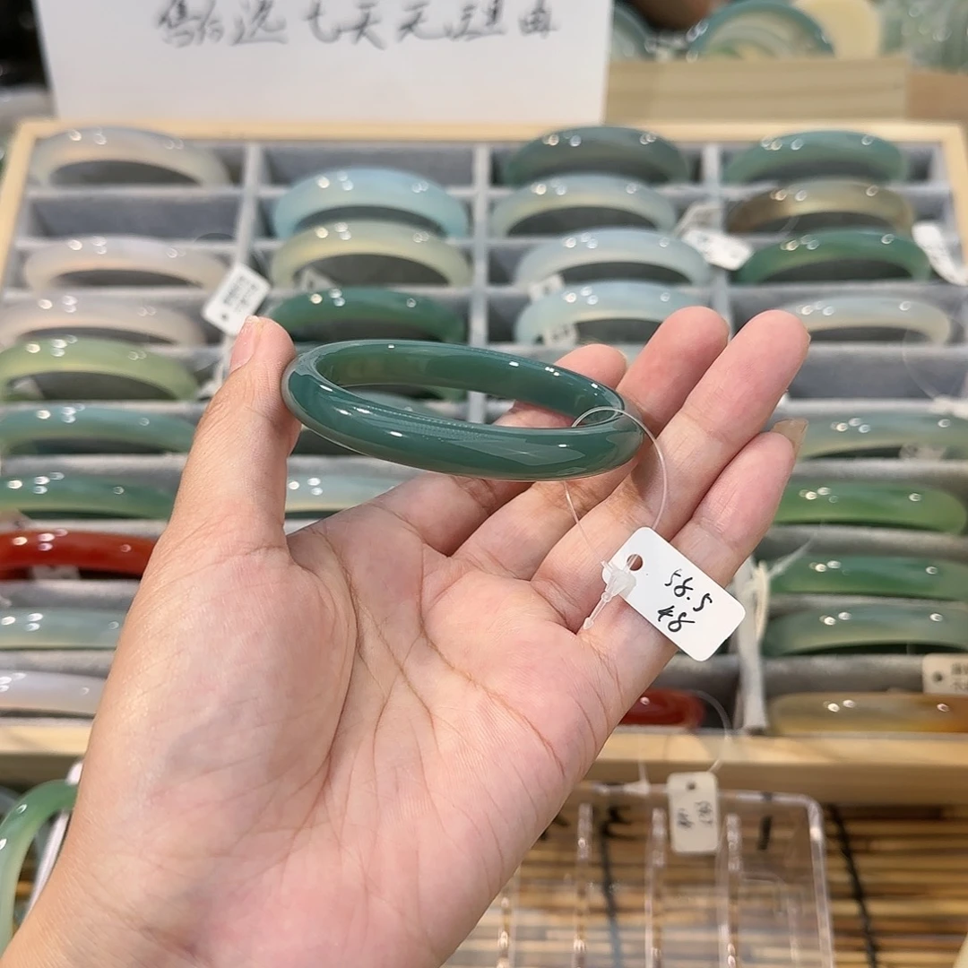 玛瑙/玉髓手镯未镶嵌圈口58.5