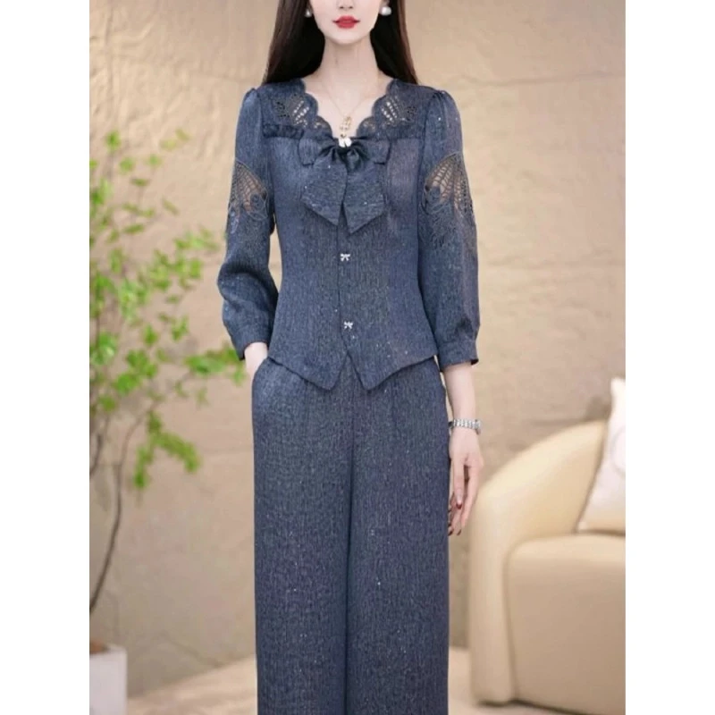 法式蝴蝶结套装女2025年休闲显瘦Q镂空上衣直筒裤两件套休闲大码