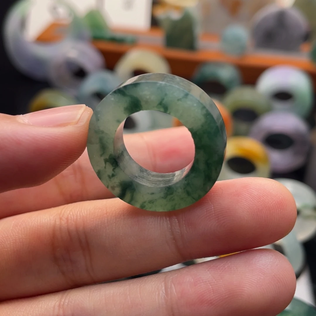 定制翡翠未镶嵌  江南绿