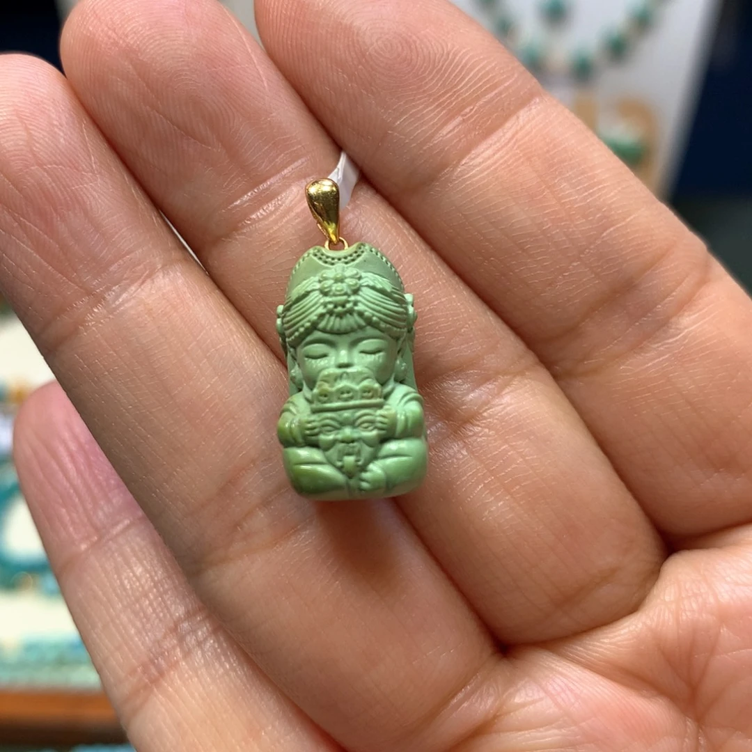 绿松石18K金镶嵌吊坠