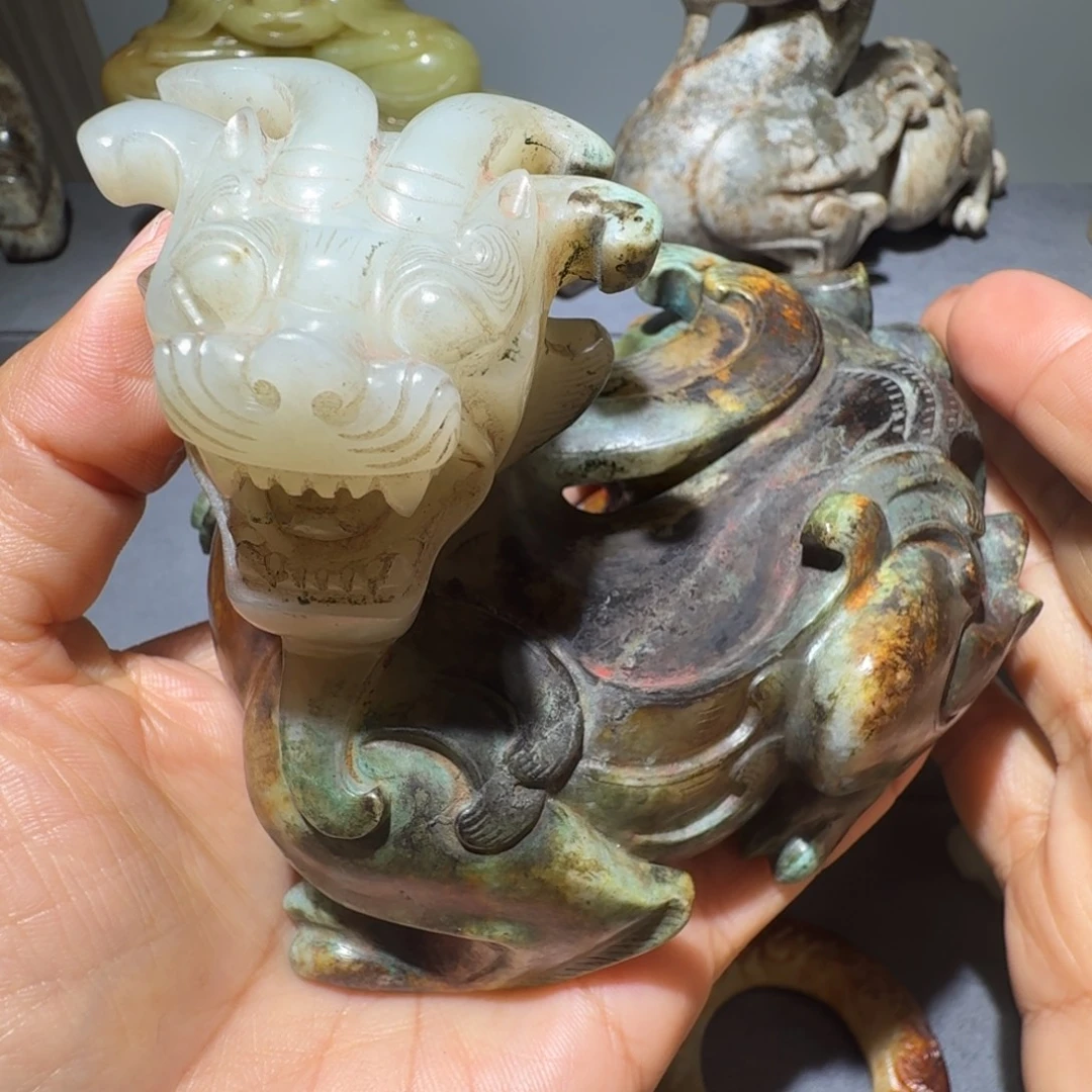 飞***哥和田玉未镶嵌挂件