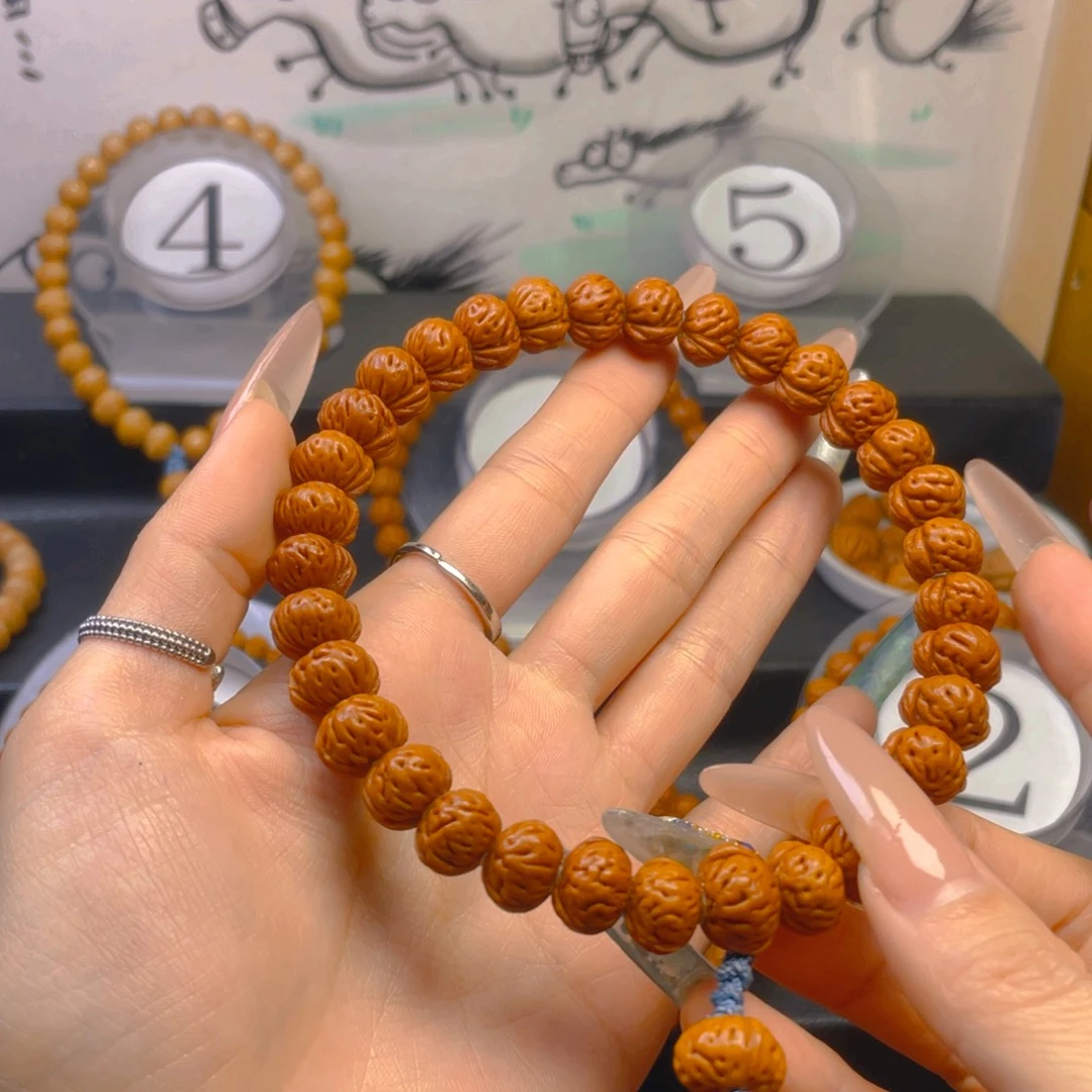 尚***)桃核吊坠1.22222222222255555