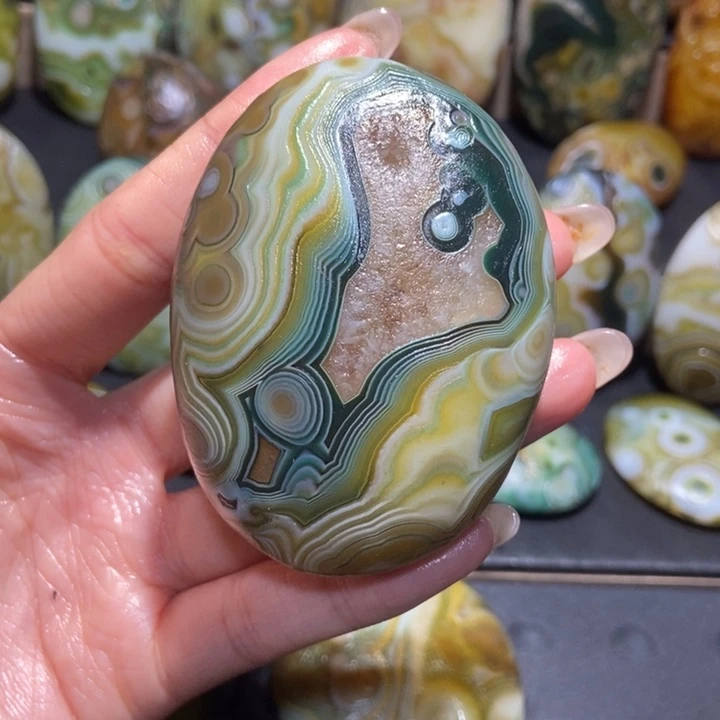 【闪购商品】未镶嵌玛瑙/玉髓珠宝奇石i