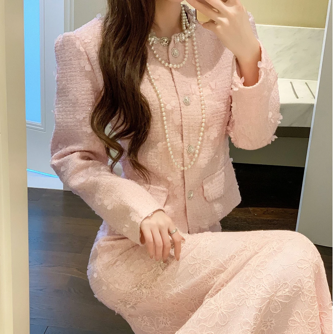 艾日秀法式时尚风轻奢蕾丝刺绣花朵流光水钻上衣+半身裙套装G0577