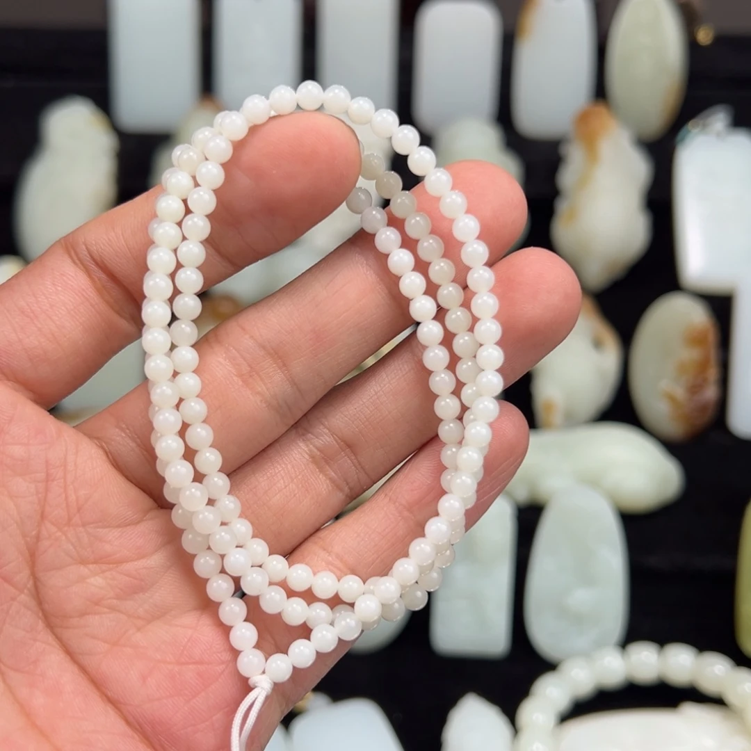 奶***冰和田玉未镶嵌手链