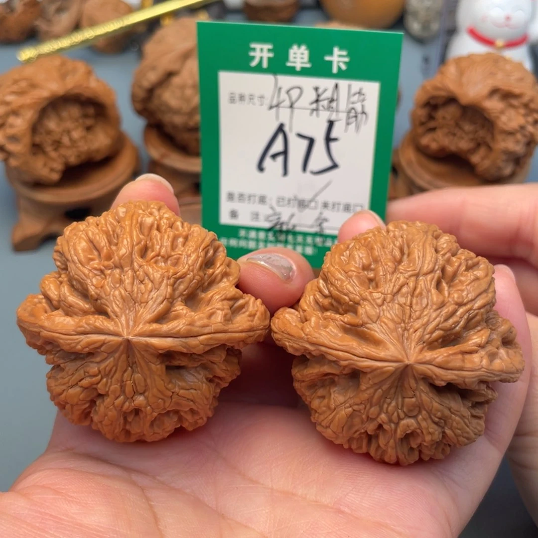 吊坠桃核文玩核桃