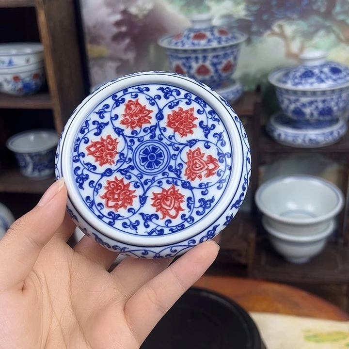 杯子陶缠枝莲釉里红盖置