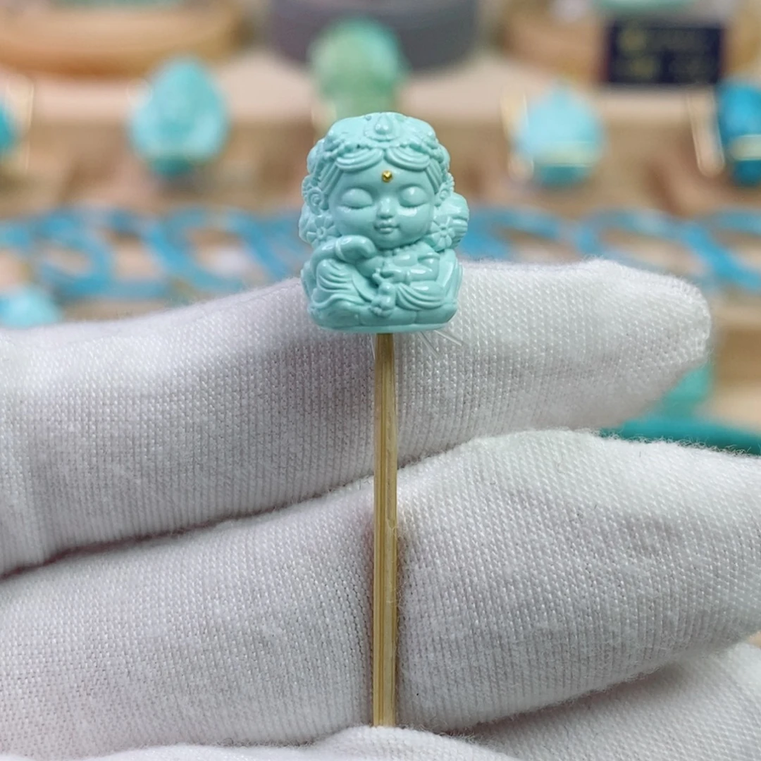 绿松石未镶嵌珠宝奇石