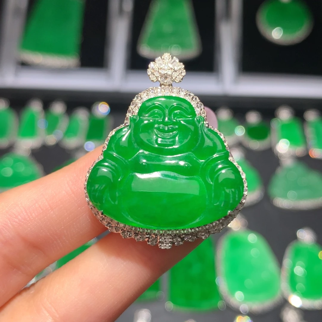 翡翠颈饰18K金镶嵌翡翠