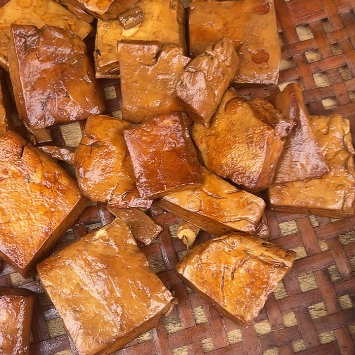 咩***咩中国大陆代购卤豆腐片3斤