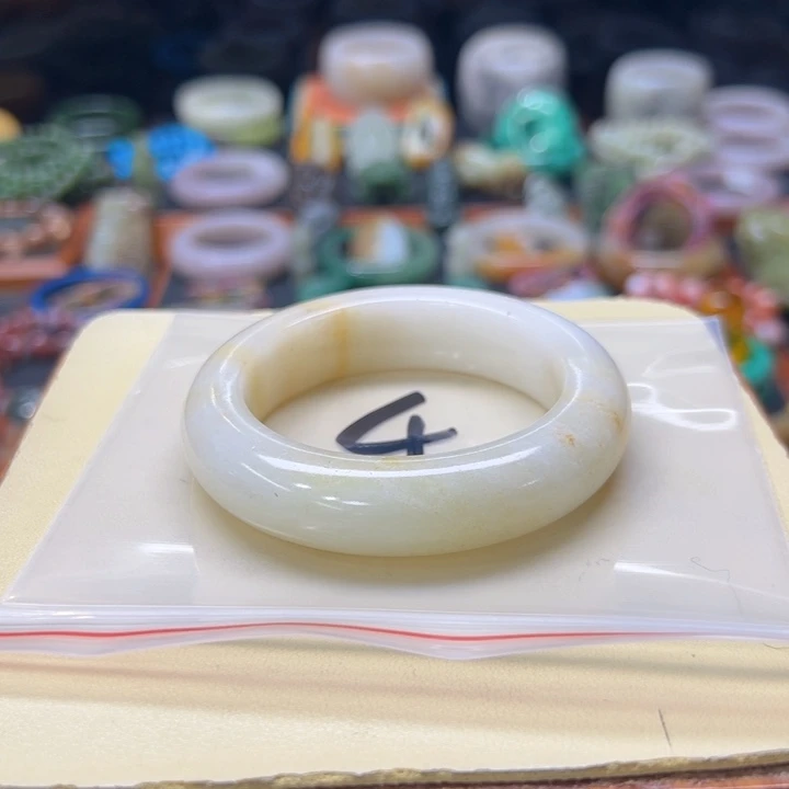 石英质玉手镯未镶嵌阿*呀4