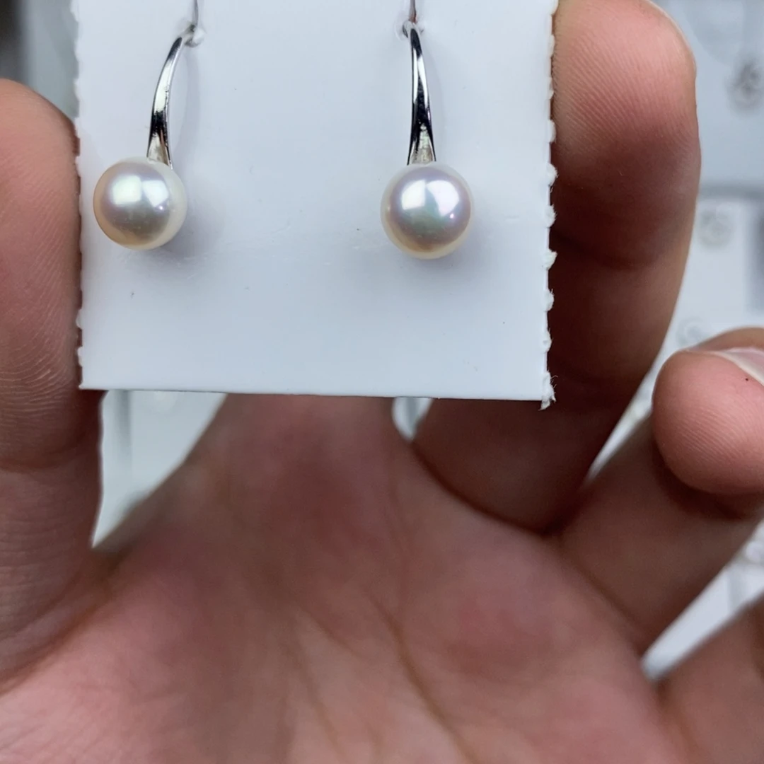 未镶嵌淡水珍珠耳饰