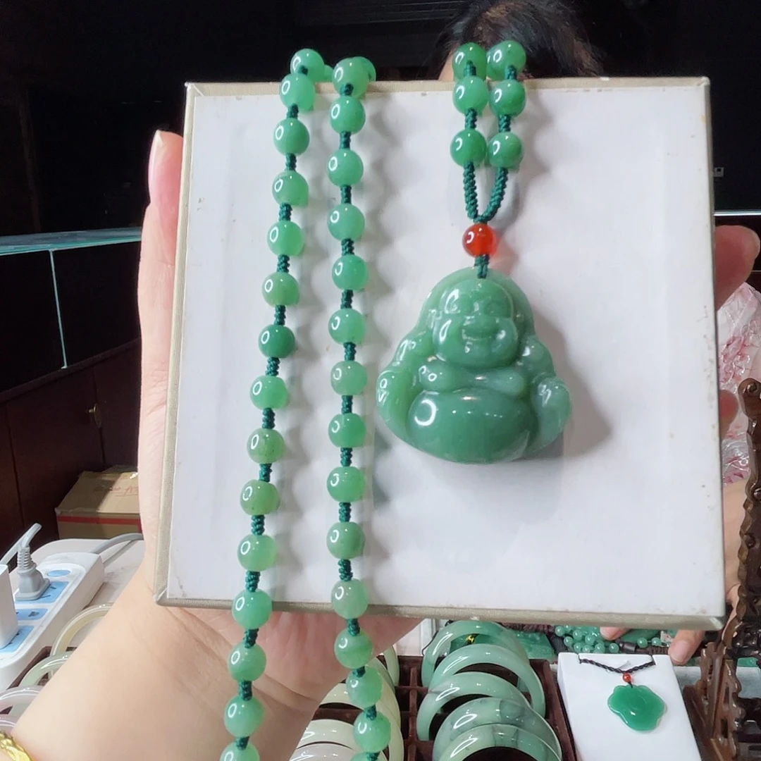 密玉（石英质玉）未镶嵌颈饰