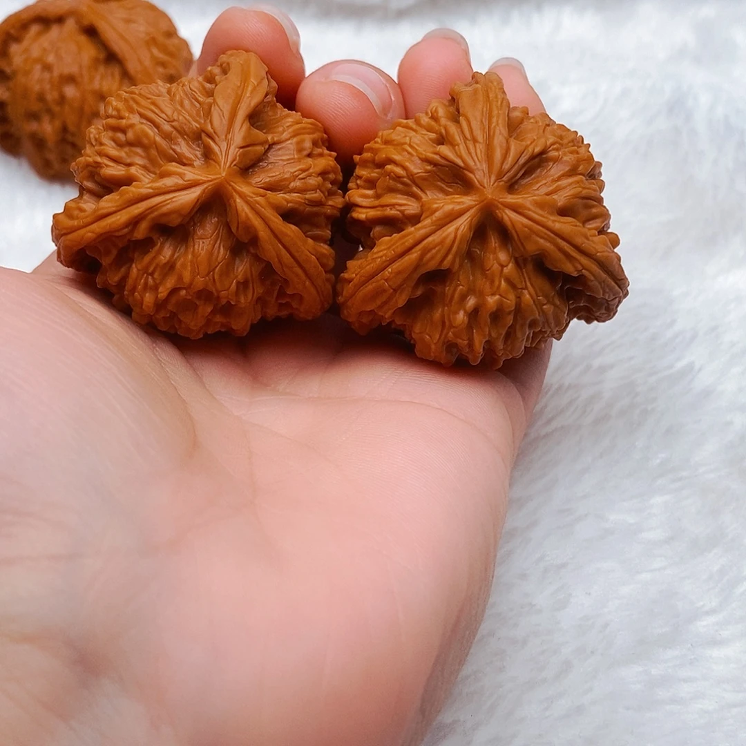 五***筋文玩核桃吊坠三棱