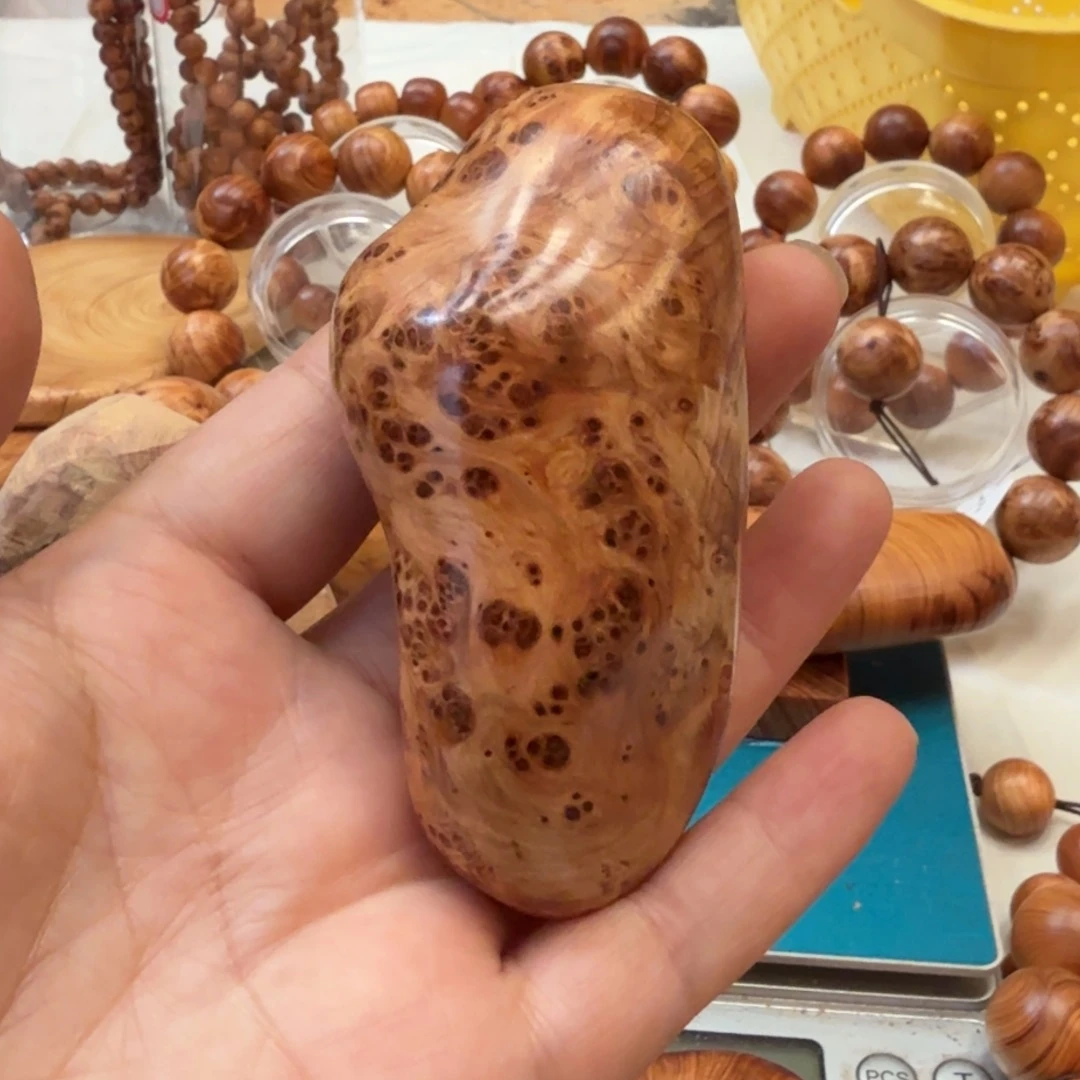 柏木（崖柏）太行崖柏手把件瘤花全品