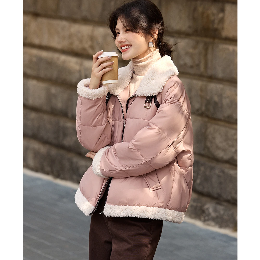 XWI/欣未【直播】仿羊羔毛拼接PU包边设计棉服24年秋冬休闲落肩棉服