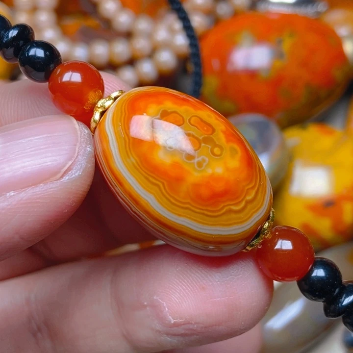 玛瑙/玉髓未镶嵌吊坠