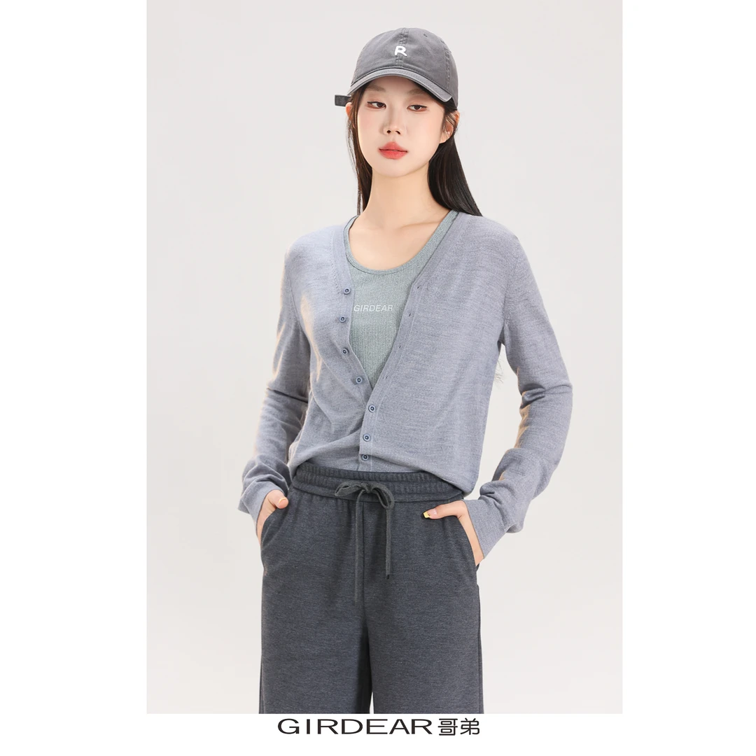 GIRDEAR/哥弟1499244 新款休闲百搭长袖气质V领针织纯色开衫秋冬