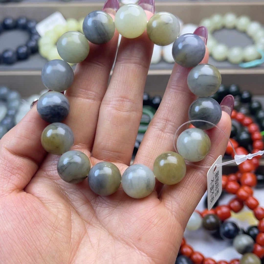 和田玉手链未镶嵌铁*