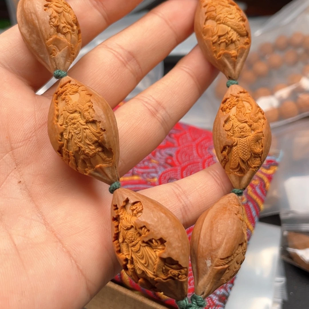 吊坠猴头核桃橄榄