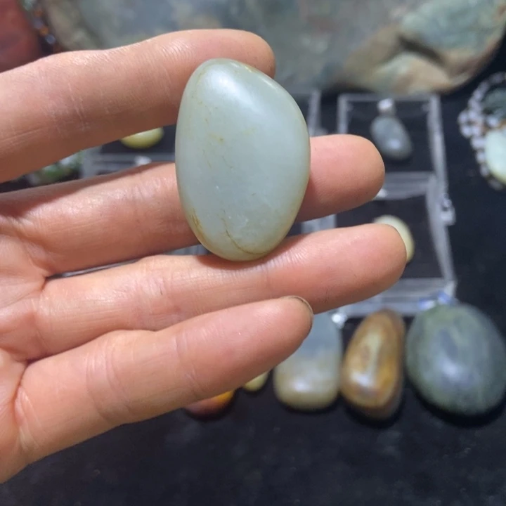 和田玉（糖玉）未镶嵌挂件