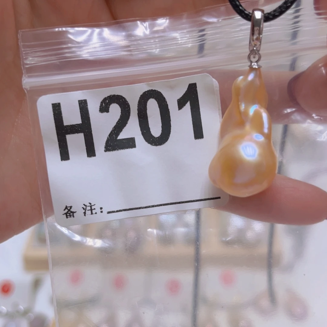 颈饰未镶嵌淡水珍珠