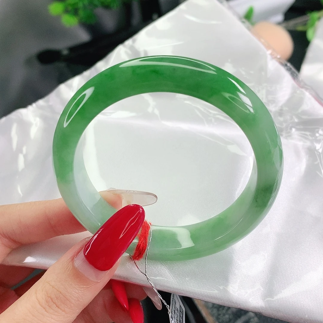 未镶嵌手镯翡翠53圈
