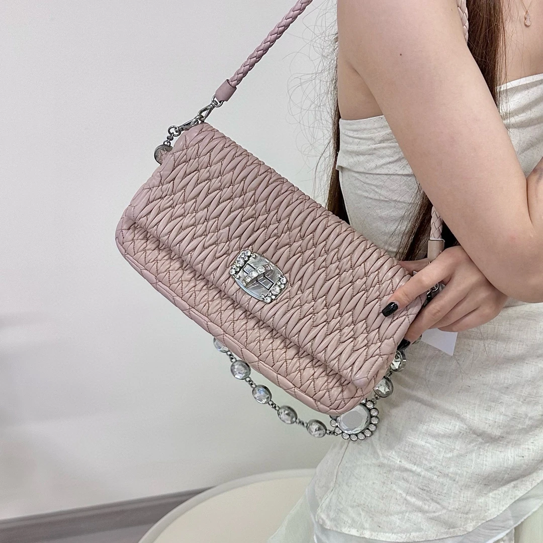 95新 MIU MIU/缪缪 miumiu裸粉褶皱单肩包K