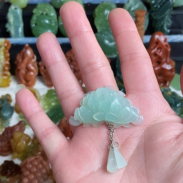 未镶嵌蛇纹石玉颈饰