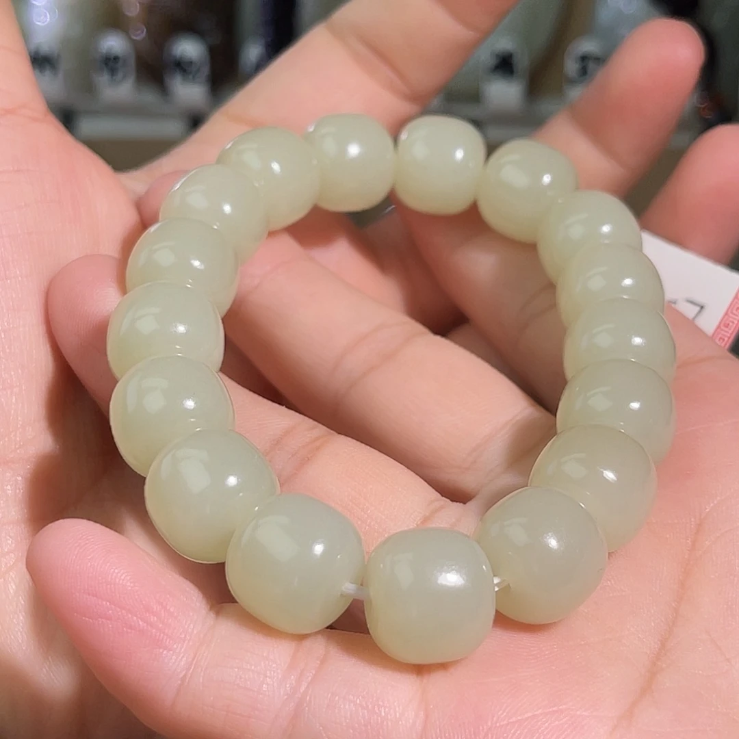 火***哥未镶嵌手串和田玉