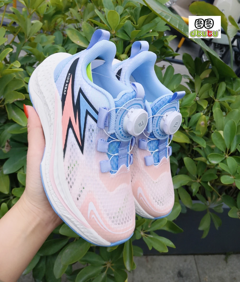 钟亚丽鞋店夏季新品儿童时尚休闲舒适透气防滑耐磨运动鞋跑鞋