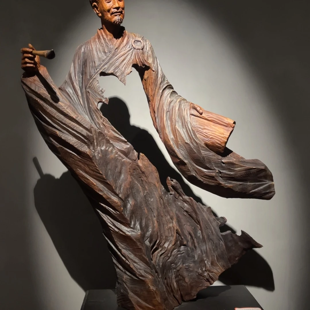 香樟木和****)弘一法师根雕