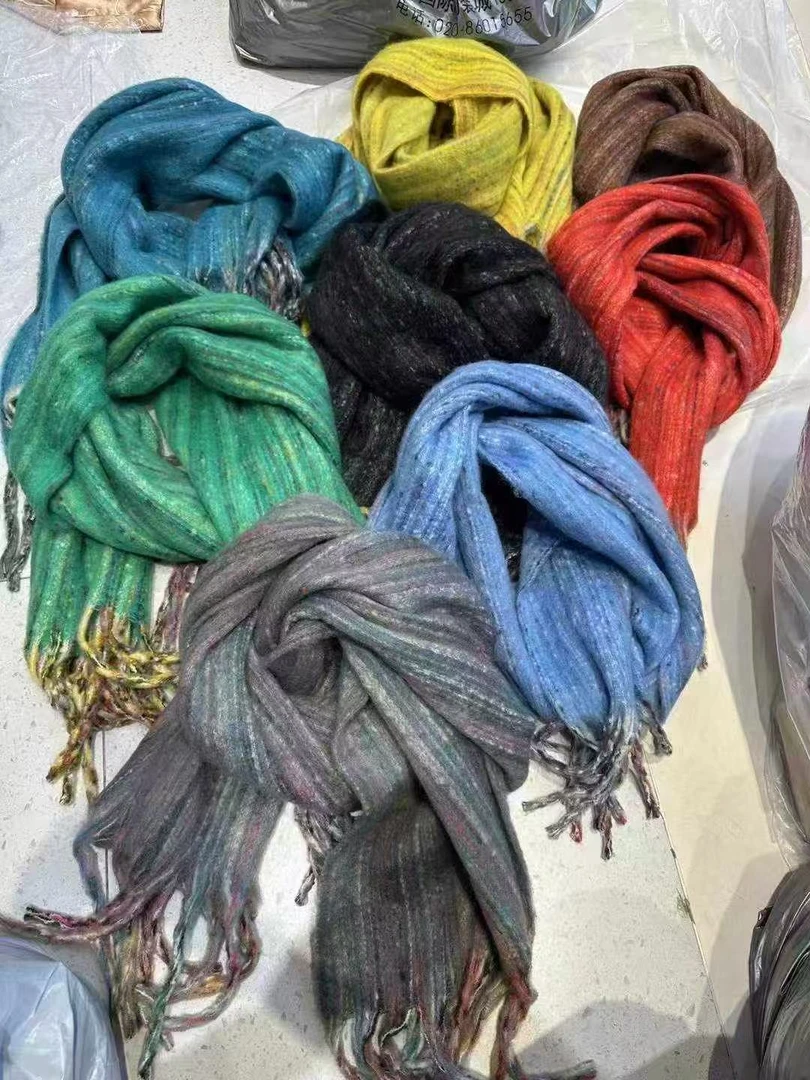 【HAV】  新款时髦百搭渐变流苏围巾