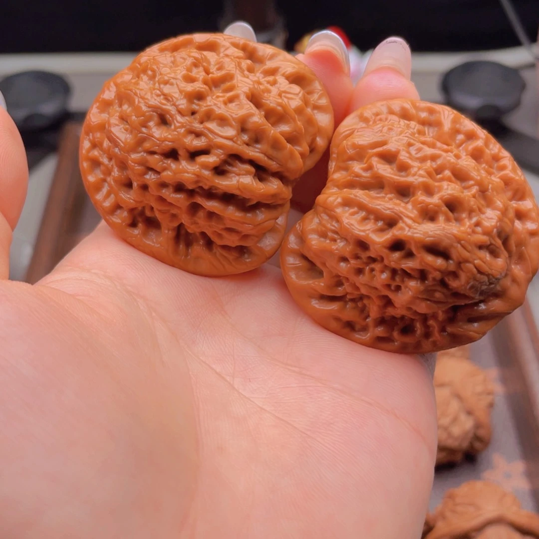 闭***浩文玩核桃金公子45