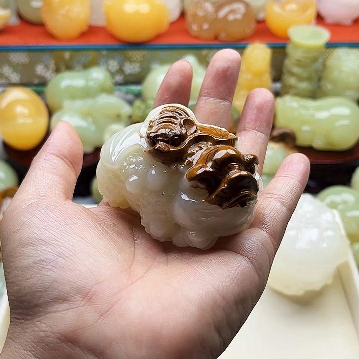 用***4石材金蟾手把摆件