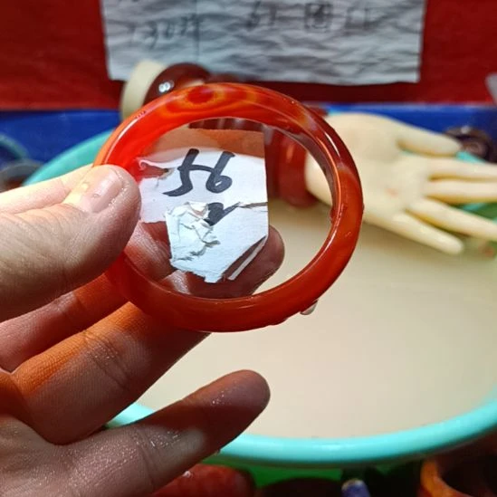 玛瑙/玉髓手镯未镶嵌