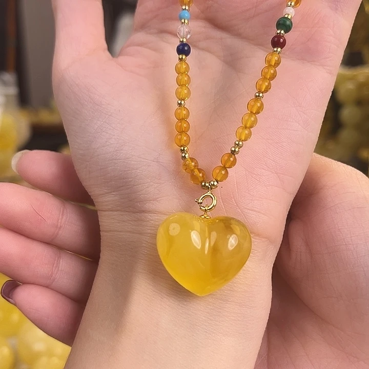 琥珀颈饰未镶嵌焦皮爱心项链