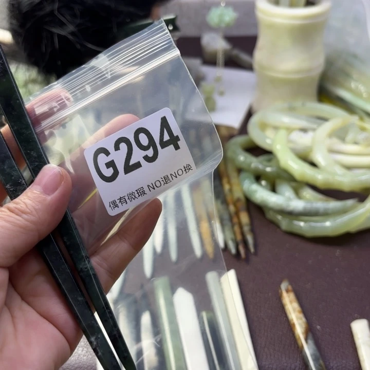 蛇纹石玉发饰合金爱**守