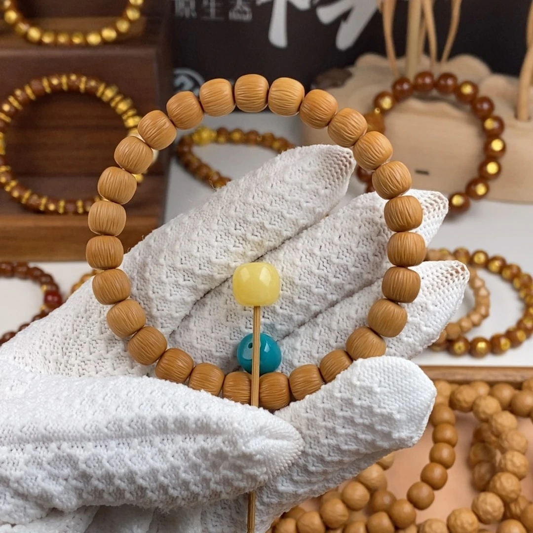 猴头核桃吊坠古****叠嶂山峦