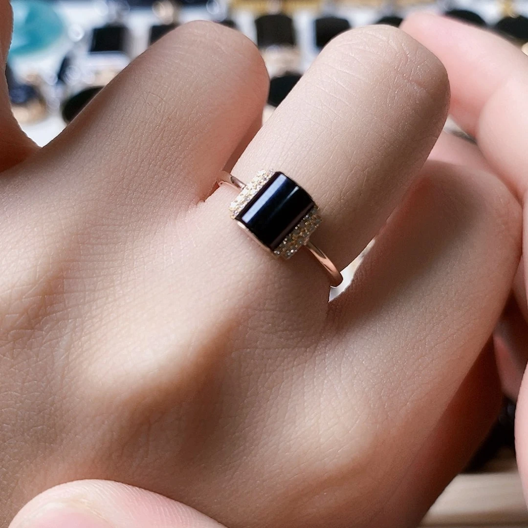 定制翡翠18K金镶嵌墨翠精品女戒