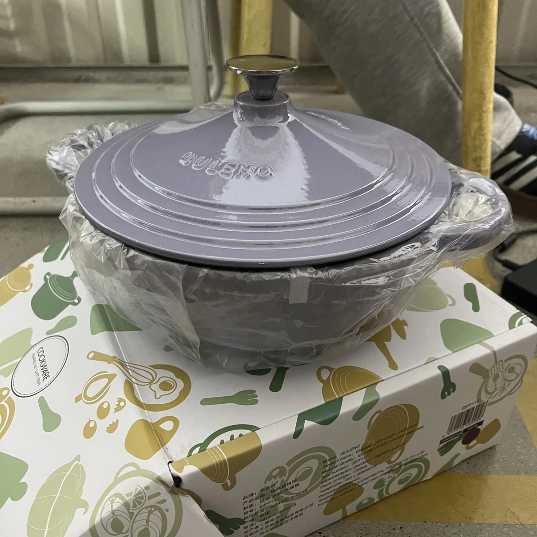 珐琅锅铸铁珐琅锅