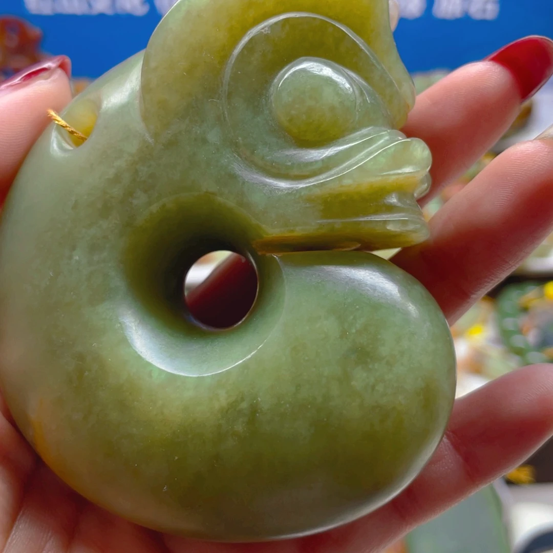 未镶嵌透闪石质玉把件