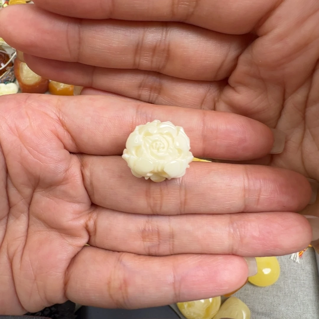 琥珀颈饰银S925镶嵌