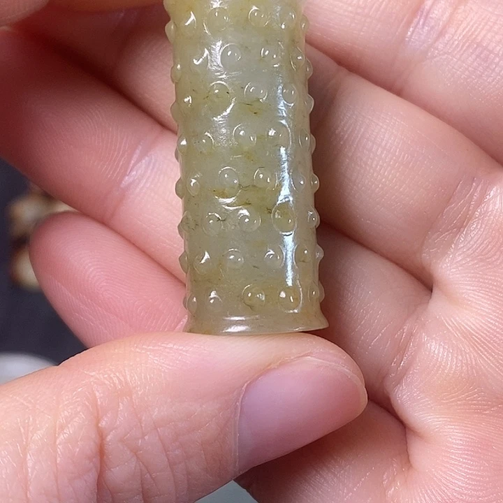 和田玉（糖玉）车挂未镶嵌六*吧