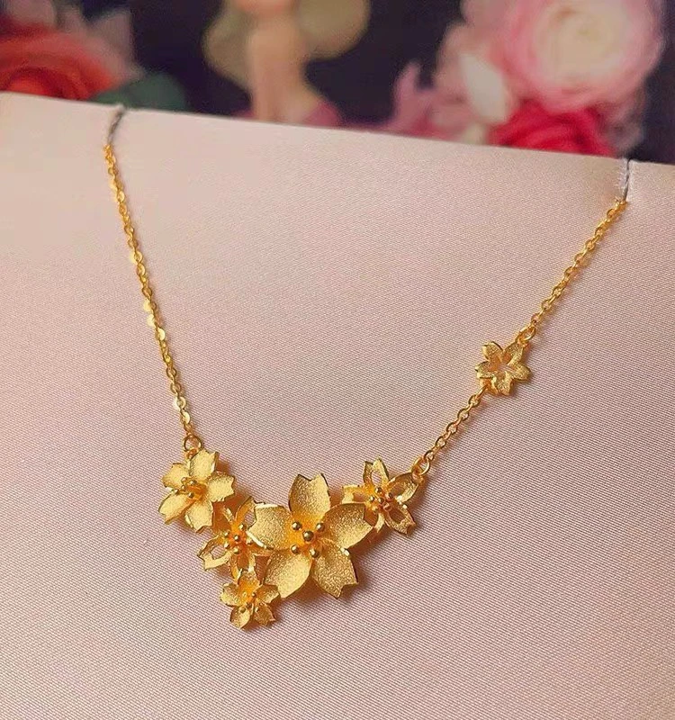 合金镂空繁花似锦三生花吊坠毛衣链