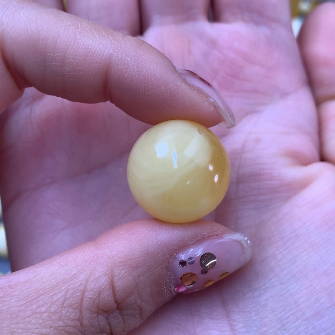 特****未镶嵌琥珀裸石蜜蜡